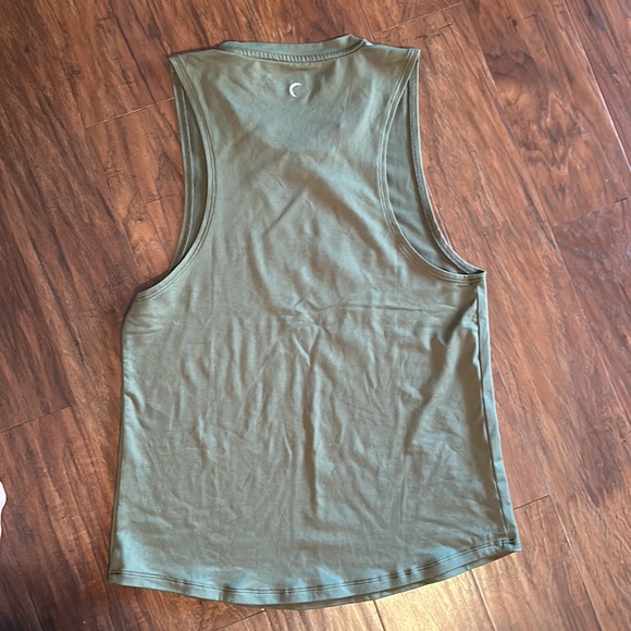 ZYIA Tank Top - Picture 4 of 4
